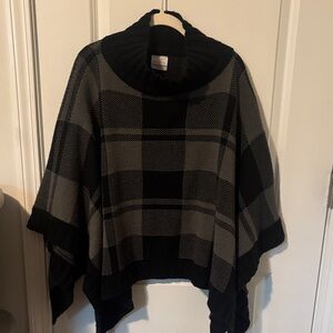 Columbia Black and Gray Checkered Poncho